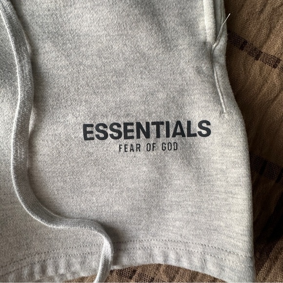 Essentials fear of god sweatshirt shorts pants S oatmeal color - Picture 3 of 7